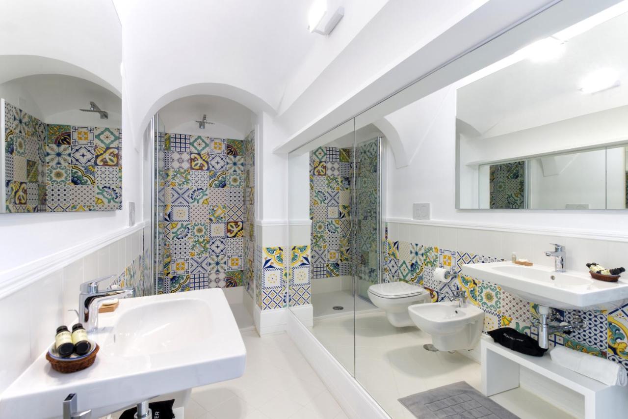 Amore Rentals - Palazzo Della Storia Amalfi Buitenkant foto