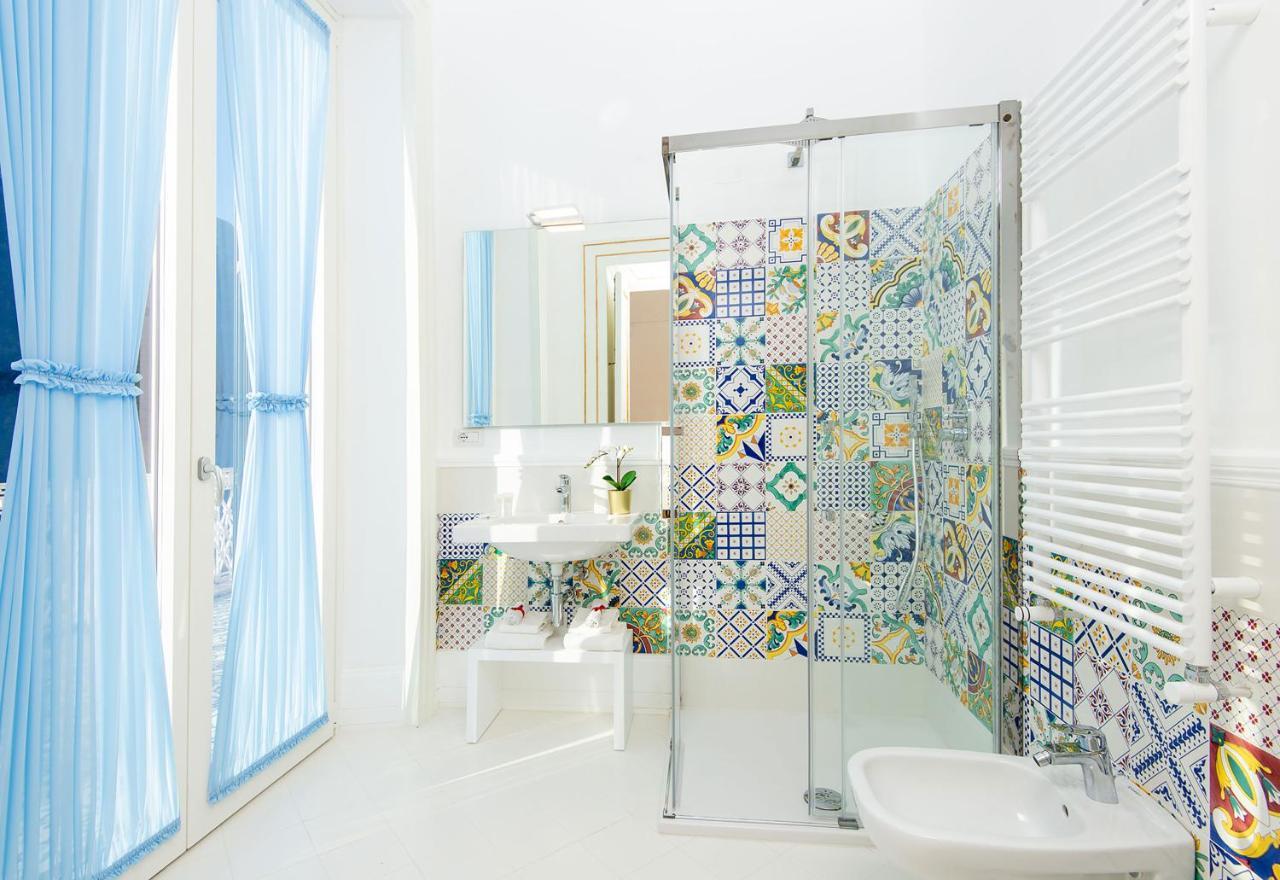 Amore Rentals - Palazzo Della Storia Amalfi Buitenkant foto
