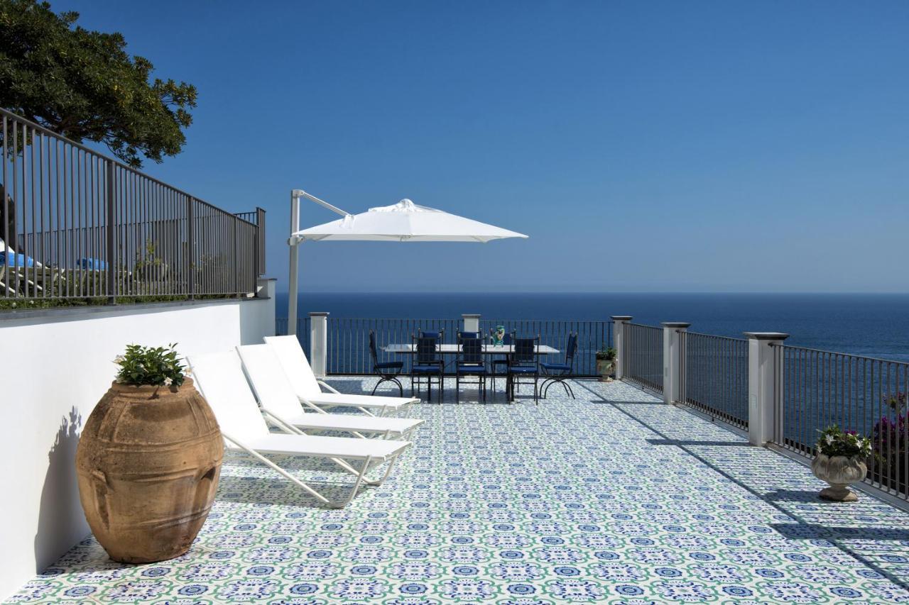 Amore Rentals - Palazzo Della Storia Amalfi Buitenkant foto