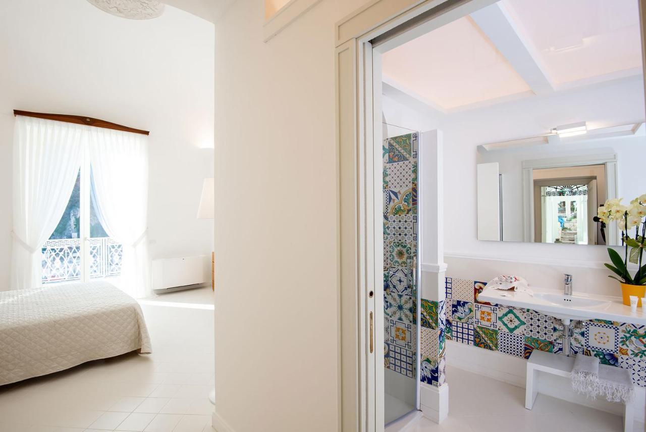 Amore Rentals - Palazzo Della Storia Amalfi Buitenkant foto