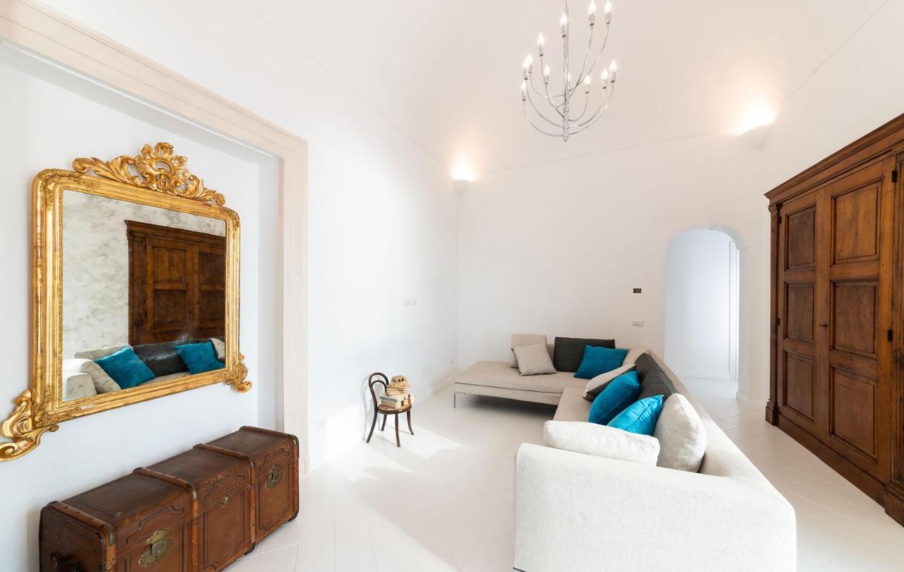 Amore Rentals - Palazzo Della Storia Amalfi Buitenkant foto