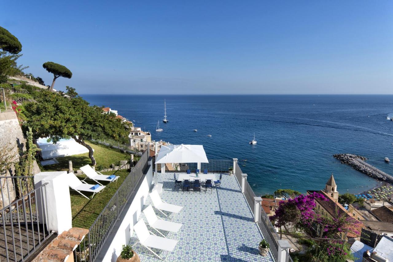 Amore Rentals - Palazzo Della Storia Amalfi Buitenkant foto