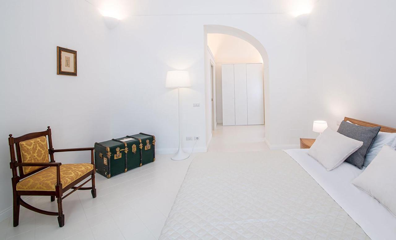 Amore Rentals - Palazzo Della Storia Amalfi Buitenkant foto